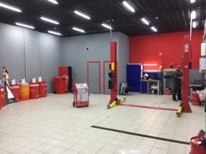 Почему автосервисы Motul Garage стали лидерами в аппаратной замене масла в коробках передач и двигателе